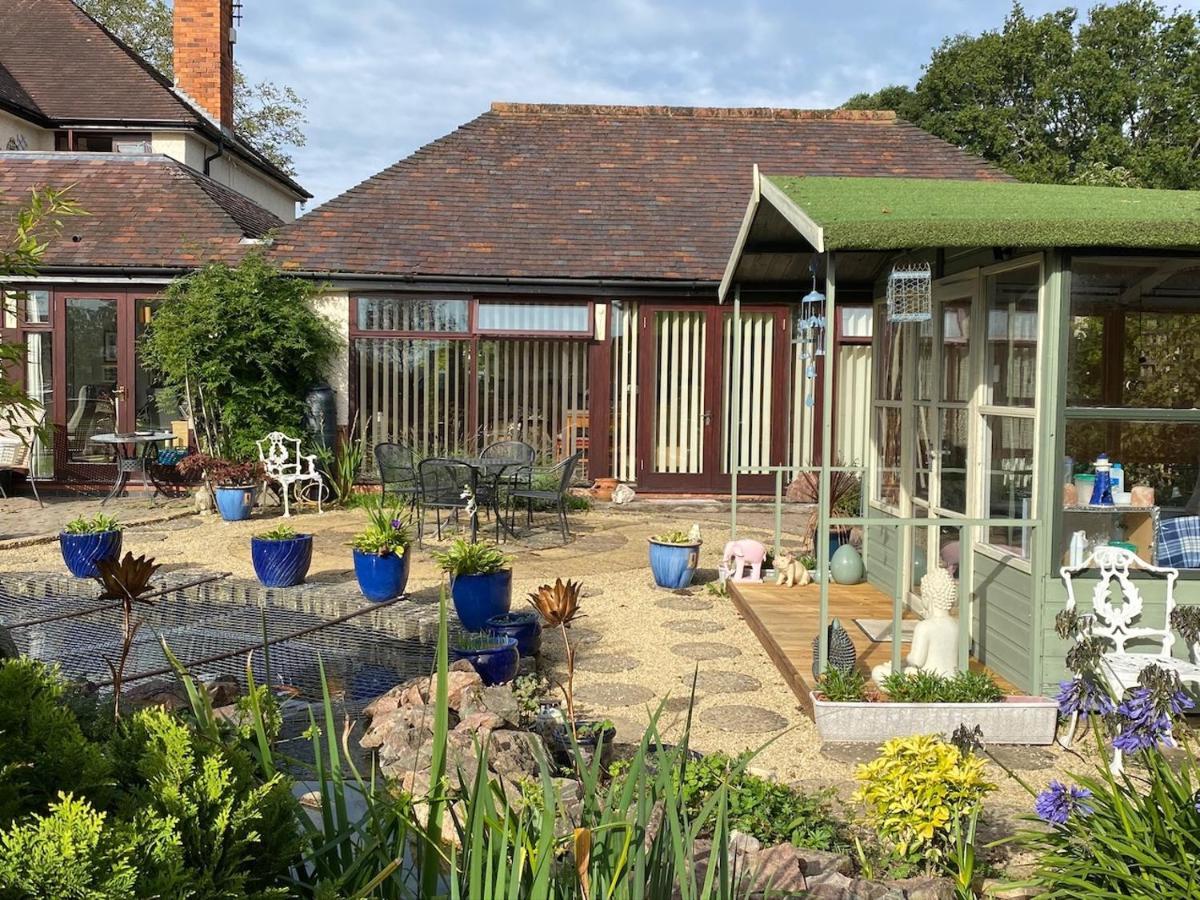 Orchard Side Bed And Breakfast Hanley Swan Exterior photo